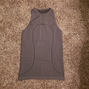 Lululemon muscle tank